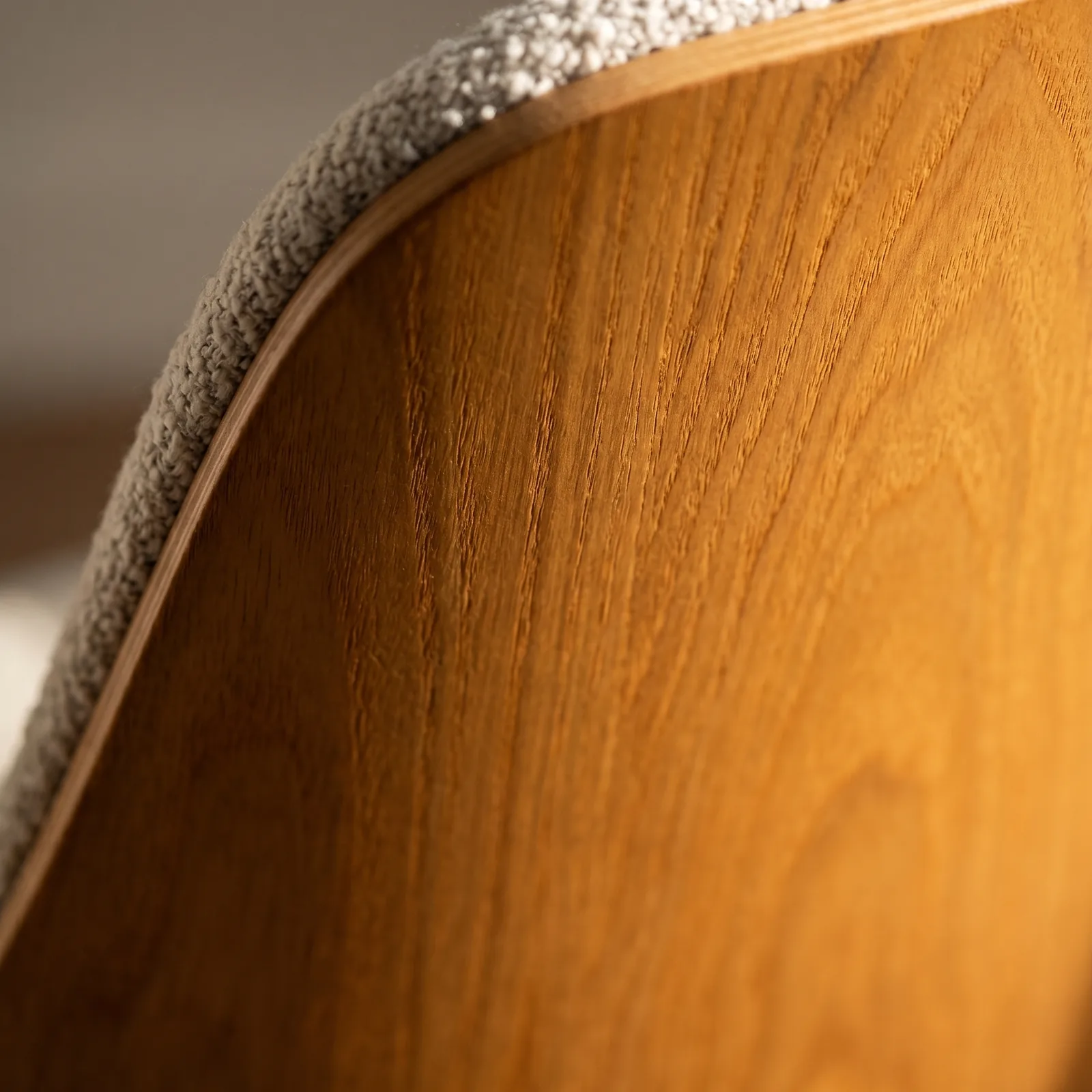 Silla Giratoria Duarte — close-up