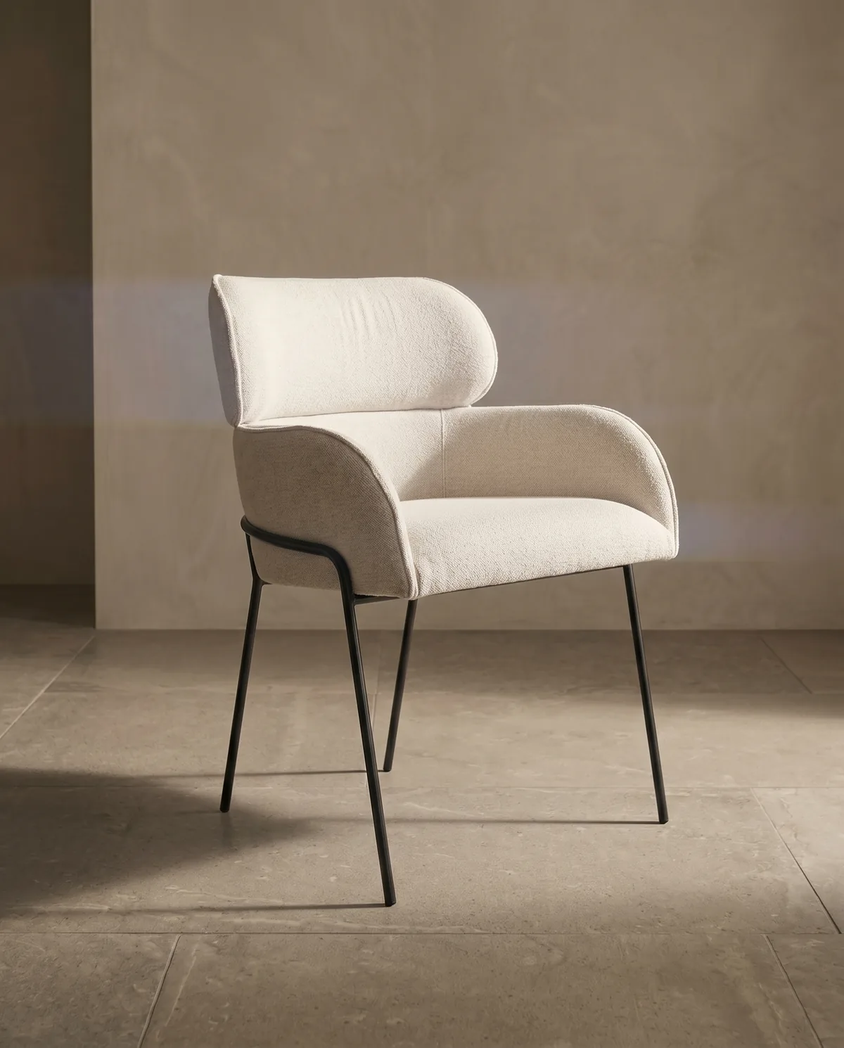 Silla Julian — editorial